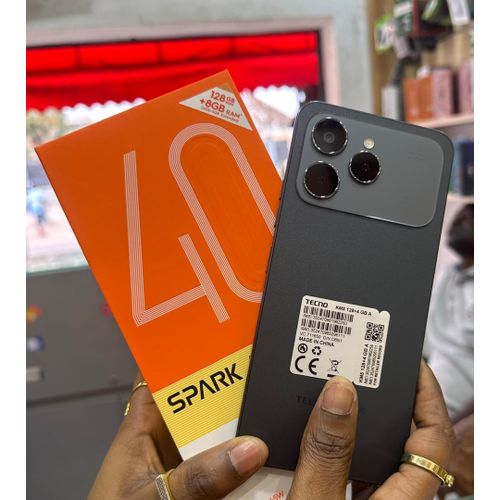 Tecno Tecno. Spark 40 - 6,67 Pouces" - 128Go Rom - (4+4)Go Ram - 2 Sim - 50 Mpx - 5200 mAh